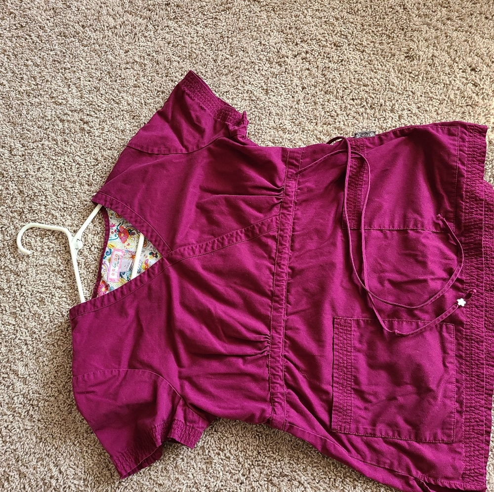 Scrub top
